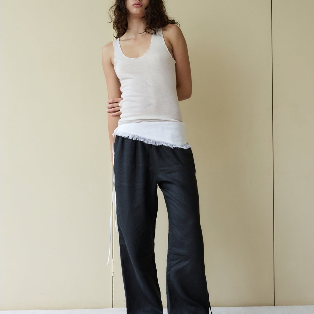 ISO deiji studios linen halter top and side stripe pant!!